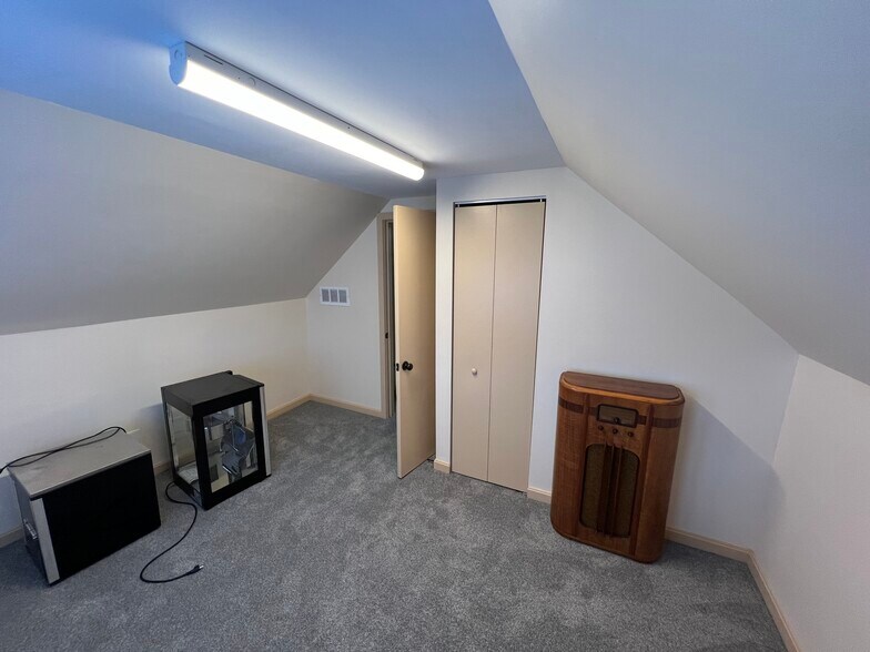 More Photos Of 2517 Mountain Rd, Pasadena Office Residential For Lease