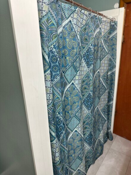 More Photos Of 2000 Steese Hwy, Fairbanks General Retail For Sale
