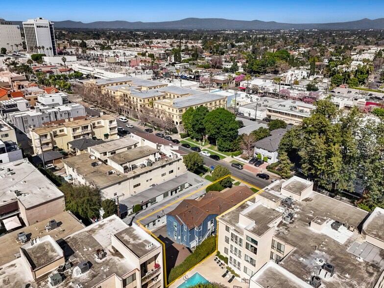 More Photos Of 14524-14530 Dickens St, Sherman Oaks Apartments For Sale