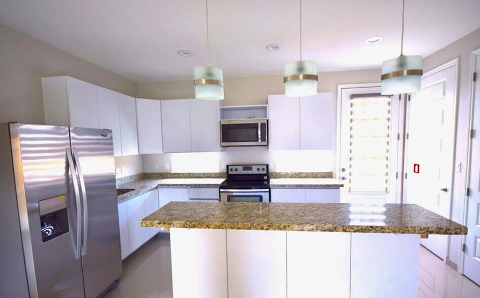 More Photos Of 1202 Upas Dr, Edinburg Apartments For Sale