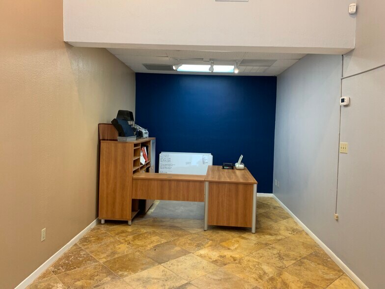 More Photos Of 14339 Torrey Chase Blvd, Houston Loft Creative Space For Lease