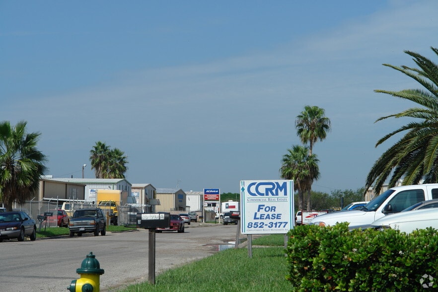 More Photos Of 3740-3790 Wow Rd, Corpus Christi Light Manufacturing For Lease