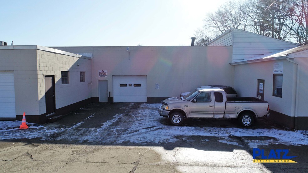 More Photos Of 4304 Youngstown Poland Rd, Youngstown Auto Dealership For Sale