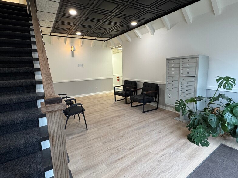 More Photos Of 31674 Center Ridge Rd, North Ridgeville Office For Lease
