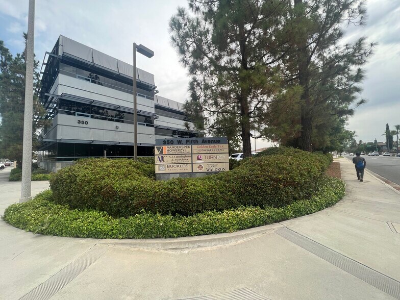 More Photos Of 350 W 5th Ave, Escondido Office For Sale