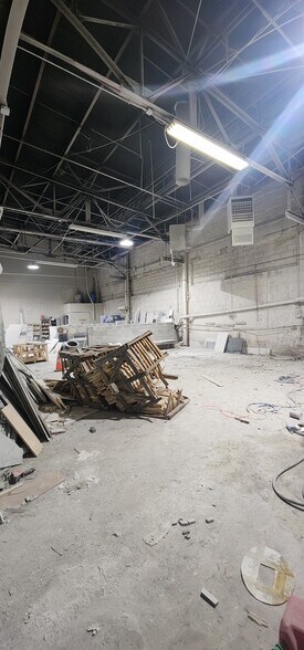 More Photos Of 2546 51st Ave, Long Island City Industrial For Lease