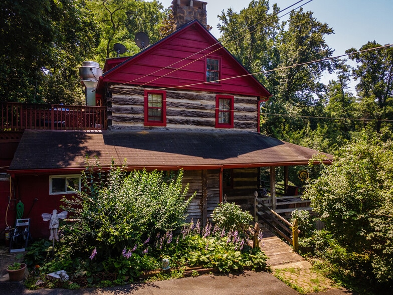 More Photos Of 1332 Susquehanna River Rd, Port Deposit Bar For Sale