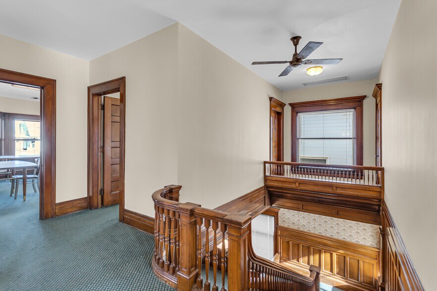 More Photos Of 601 S Jackson St, Jackson Office For Sale