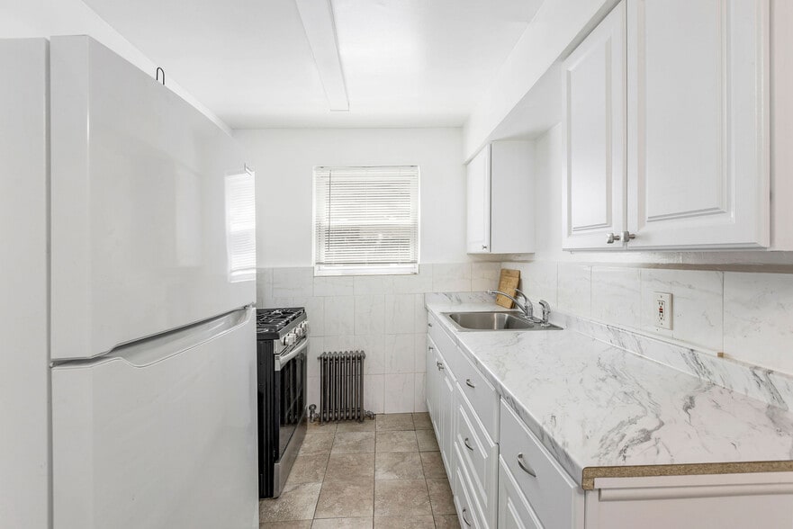 More Photos Of 7119 Eastlawn Dr, Cincinnati Apartments For Sale
