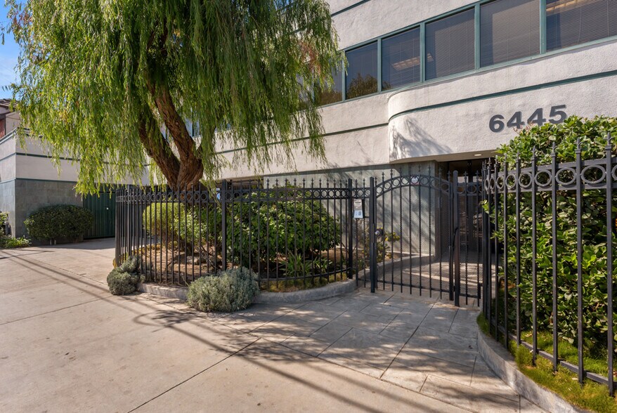 More Photos Of 6445 Sepulveda Blvd, Van Nuys Office For Lease