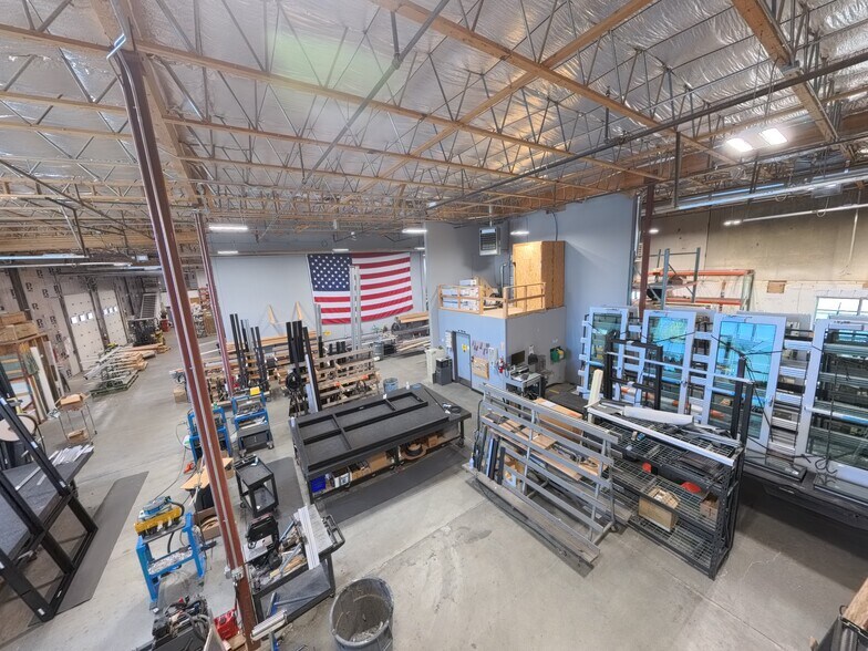 More Photos Of 1004 SW Emkay Dr, Bend Flex For Sale
