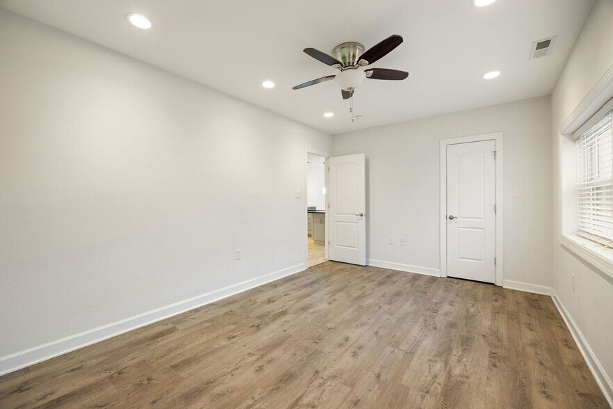 More Photos Of 2312-2314 W Cary St, Richmond Warehouse For Lease
