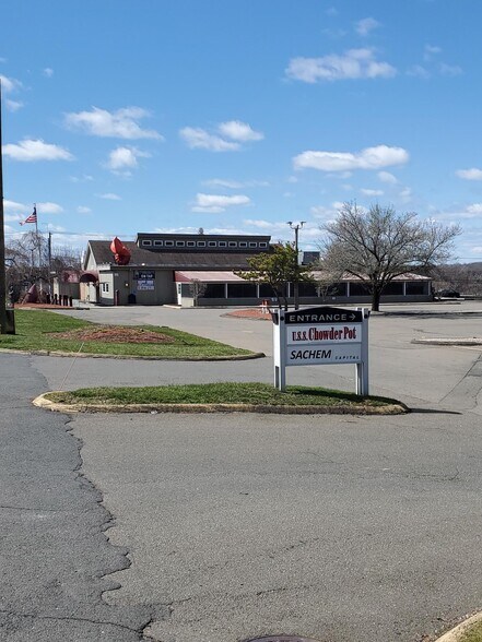 More Photos Of 560 E Main St, Branford Restaurant For Sale