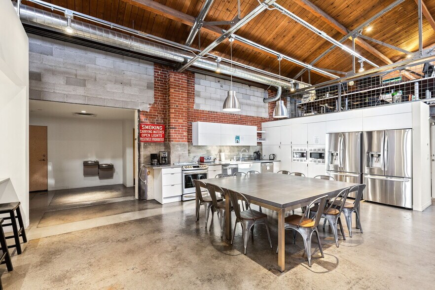 More Photos Of 3120 Blake St, Denver Office For Lease