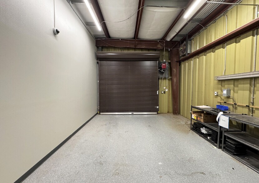 More Photos Of 4208 Balloon Park Rd NE, Albuquerque Flex For Sale