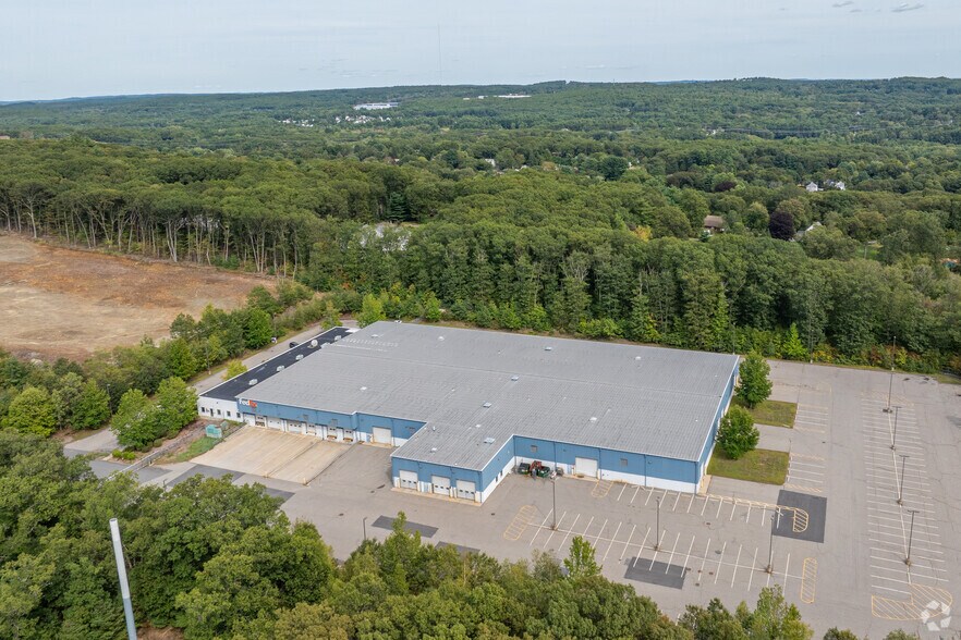More Photos Of 300 Century Dr, Boylston Warehouse For Lease