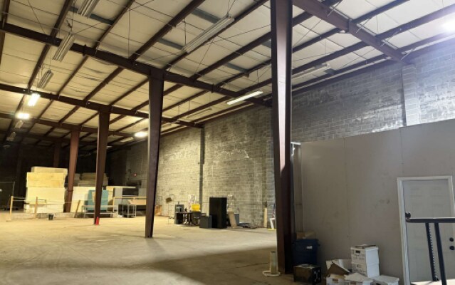 More Photos Of 4800 Division Ave, Birmingham Showroom For Lease