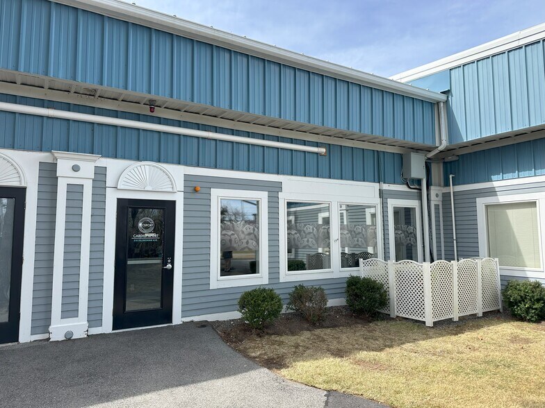 More Photos Of 310 Dillingham Ave, Falmouth Loft Creative Space For Lease