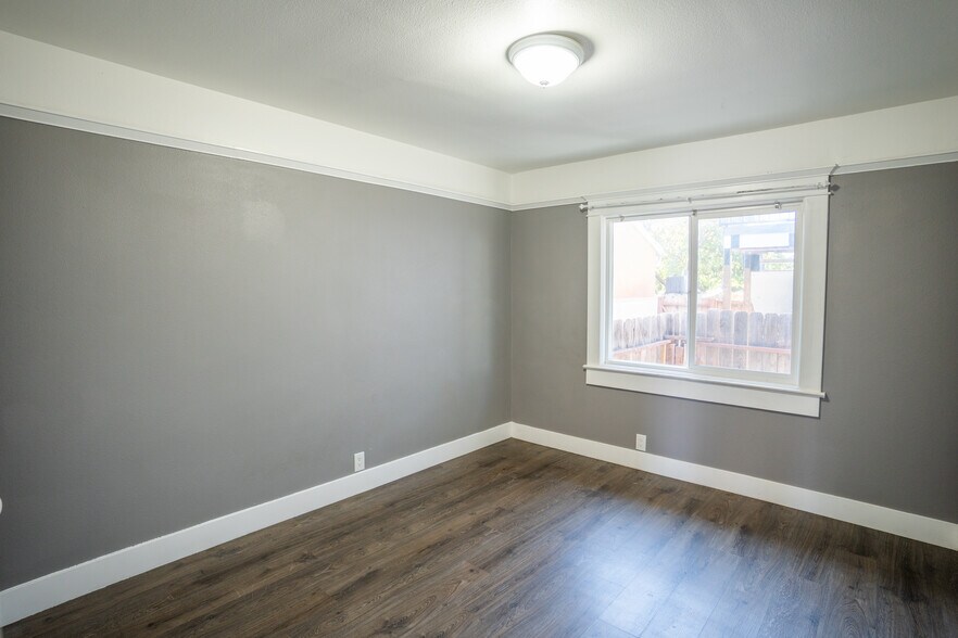 More Photos Of 912 E Commonwealth Ave, Fullerton Apartments For Sale