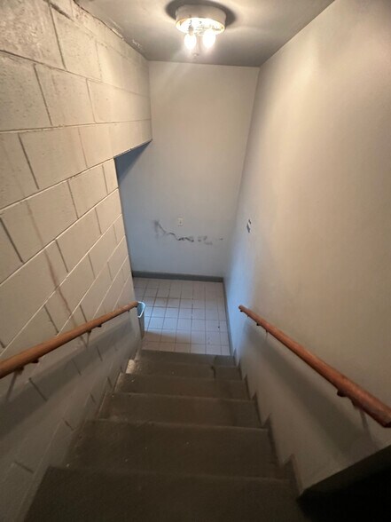 More Photos Of 25 N Main St, Moultrie Office For Sale