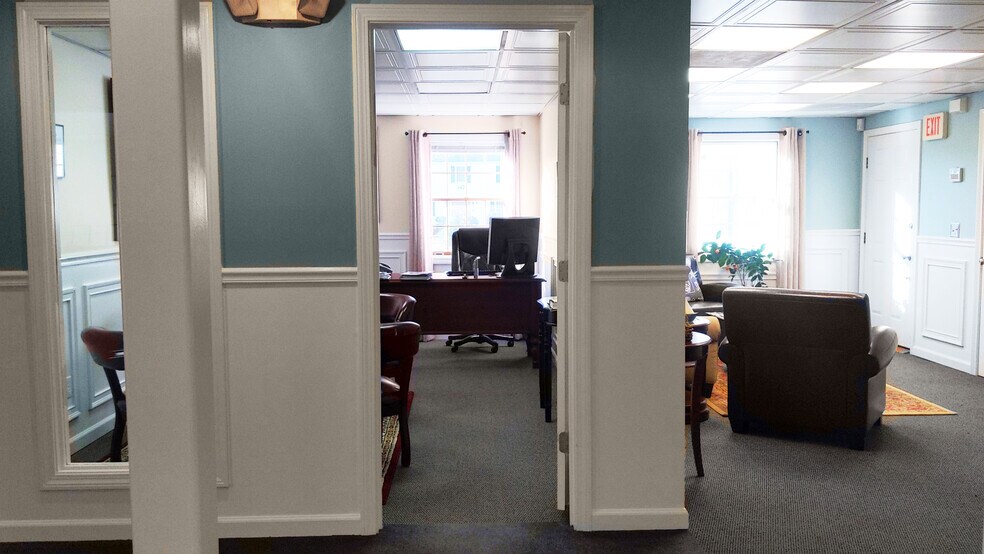 More Photos Of 149 Durham Rd, Madison Coworking Space