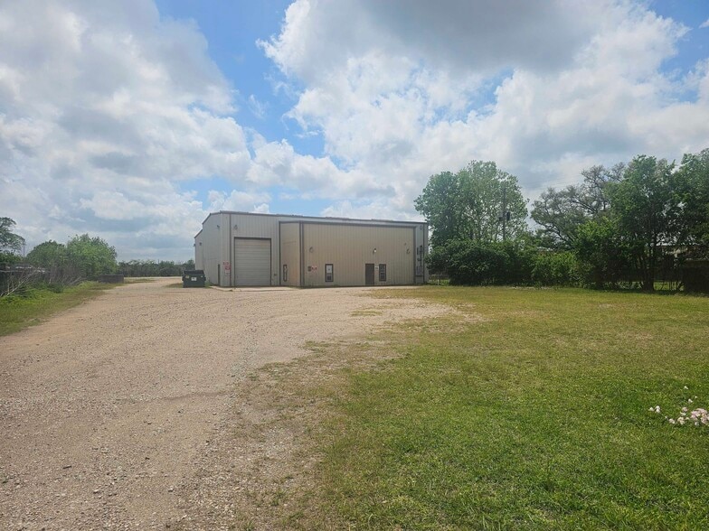 Primary Photo Of 13430 Conklin Ln, Houston Industrial For Sale