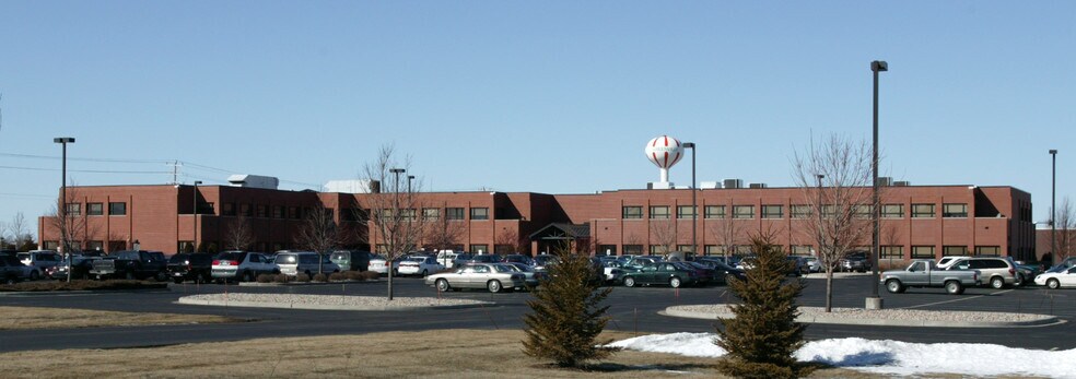 Primary Photo Of W6280 Aerotech Dr, Appleton Office For Sale