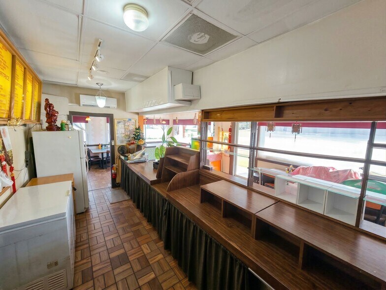 More Photos Of 1206 Park Ave, Orange Park Restaurant For Sale