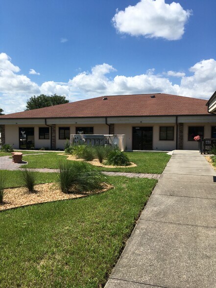 More Photos Of 301 Skyline Dr, Lady Lake Medical For Sale