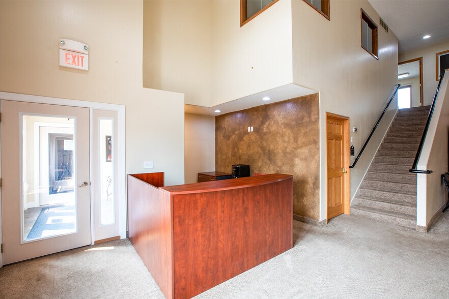 More Photos Of 1411 W Dakota Pkwy, Williston Office For Lease