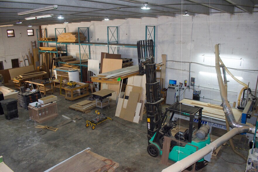More Photos Of 8497-8499 NW 54th St, Doral Warehouse For Sale