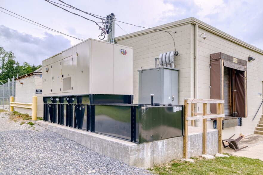 More Photos Of 5190 Dominion Dr, Dublin Warehouse For Sale