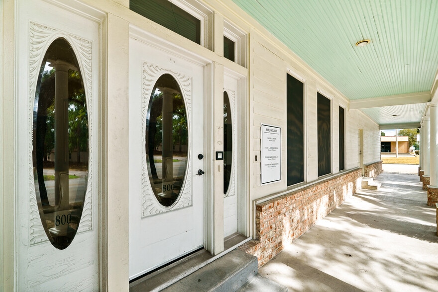 More Photos Of 800 Jackson St, Richmond Office Residential For Sale