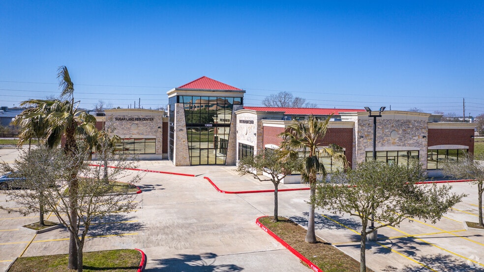 More Photos Of 13020 Dairy Ashford Rd, Sugar Land Medical For Lease
