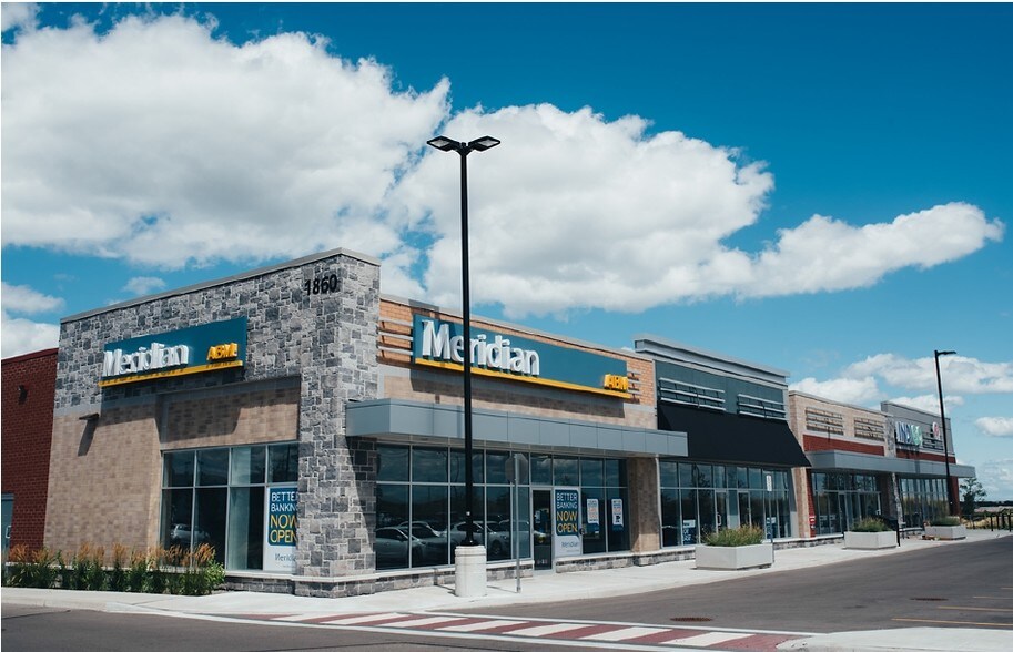 Primary Photo Of 1860 Major Mackenzie Dr, Vaughan Freestanding For Lease
