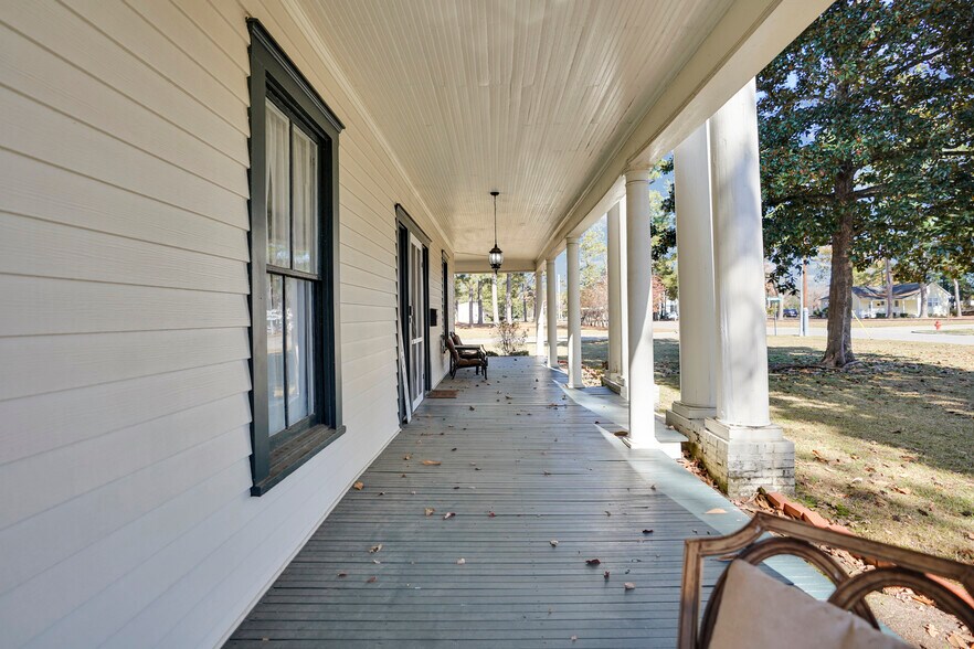 More Photos Of 115 N Magnolia St, Raeford Office Residential For Sale