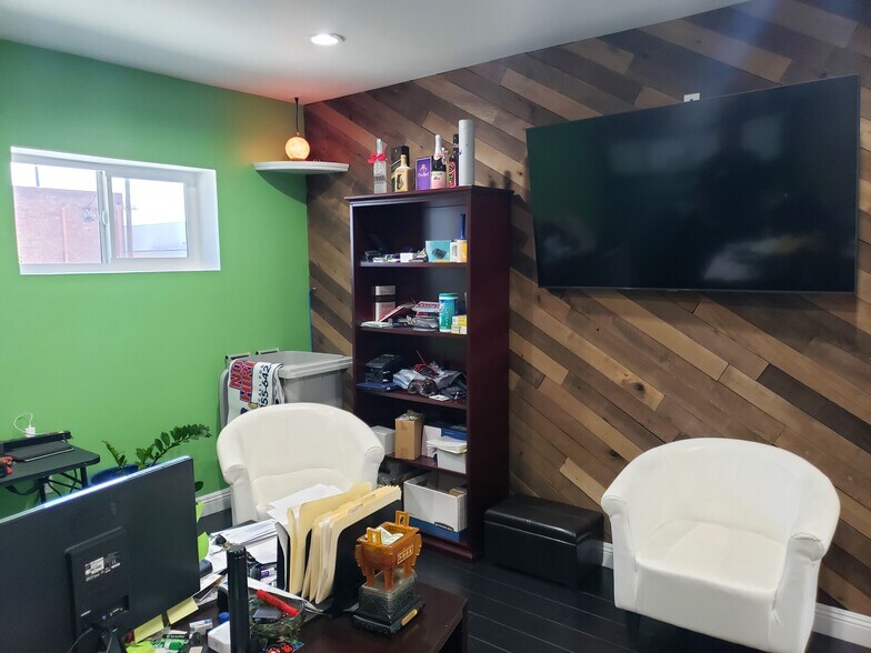 More Photos Of 1011-1017 S Goodrich Blvd, Los Angeles Office For Lease