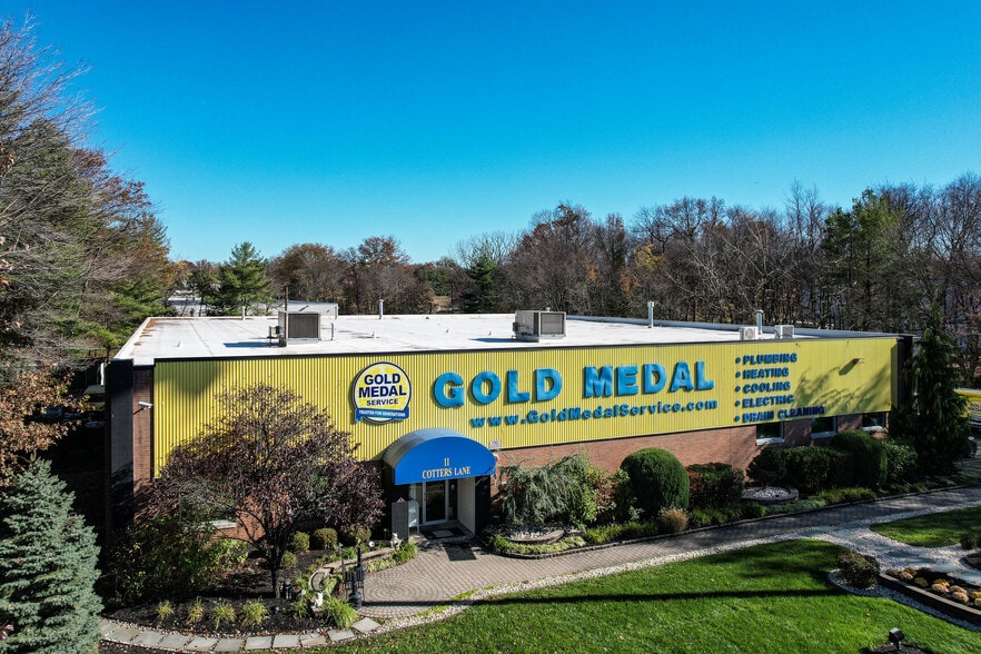 More Photos Of 11 Cotters Ln, East Brunswick Warehouse For Sale