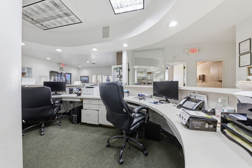 More Photos Of 2315 E Tropicana Ave, Las Vegas Medical For Sale
