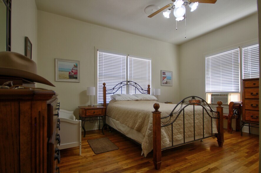 More Photos Of 1504 RR 261, Buchanan Dam Trailer Camper Park For Sale