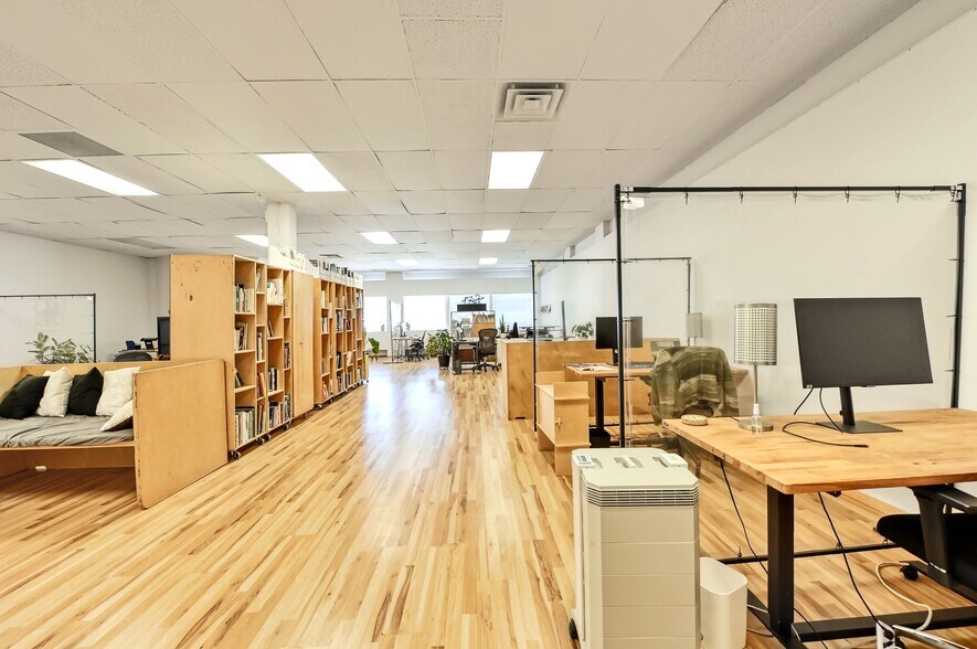 More Photos Of 227 Prospect St, Bellingham Storefront For Lease