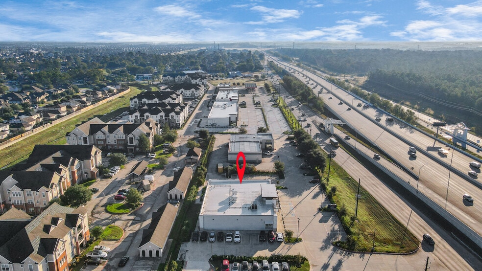 More Photos Of 10423 N Sam Houston Pky E, Humble Sports And Entertainment For Sale