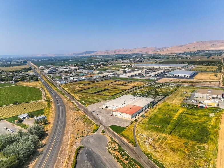 More Photos Of 503 W Prospect Rd, Moxee Warehouse For Sale