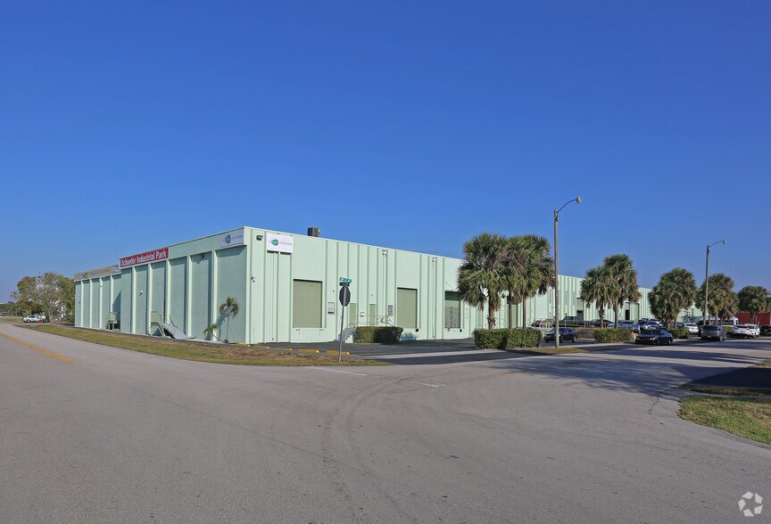 More Photos Of 3300-3390 SW 13th Ave, Fort Lauderdale Unknown For Lease