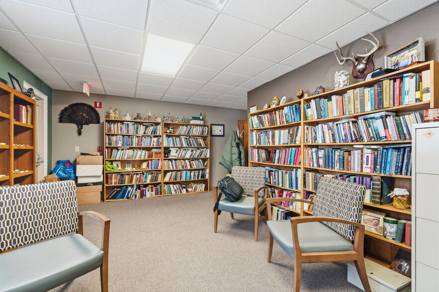 More Photos Of 1700 Boyson Rd NE, Cedar Rapids Religious Facility For Sale