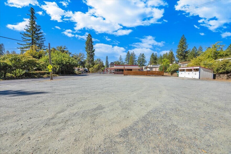 More Photos Of 22652 Parrotts Ferry Rd, Columbia Restaurant For Sale