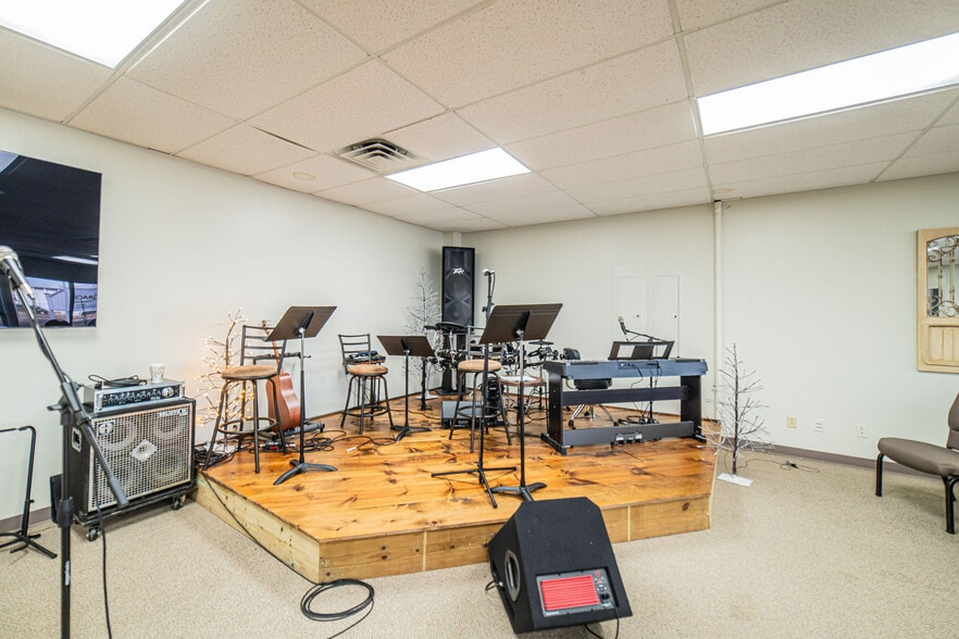 More Photos Of 3530 Park Plaza Rd, Paducah Warehouse For Sale