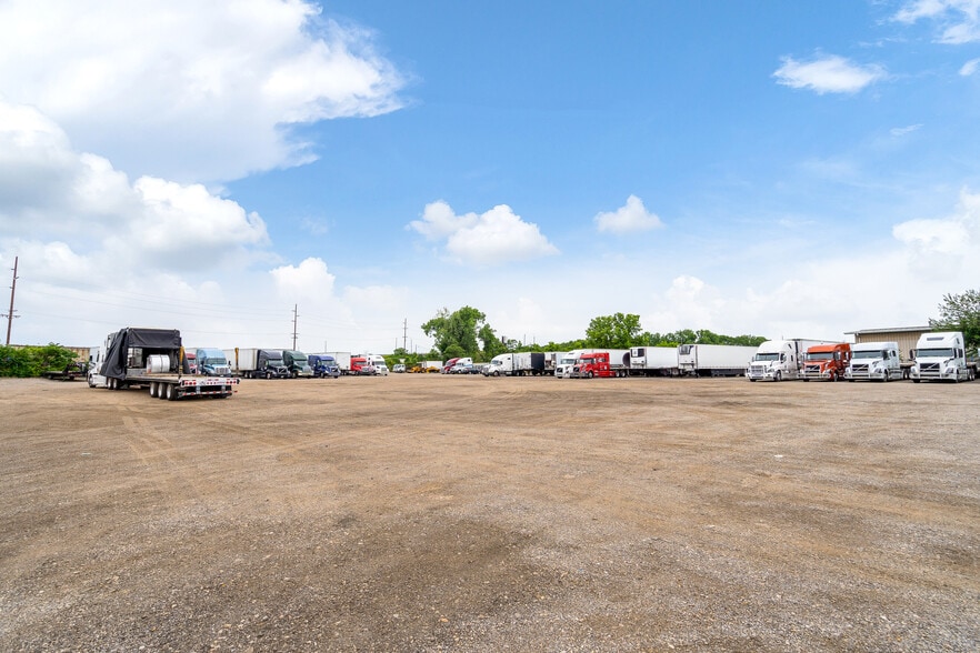 More Photos Of 1227 Deeds Ave, Dayton Warehouse For Lease