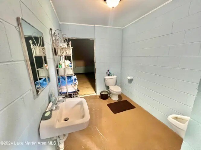 More Photos Of 9140 & 9269 Highway 63 N, Alexander City Lodge Meeting Hall For Sale
