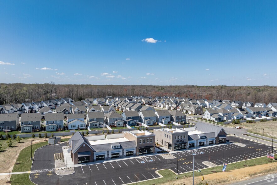 More Photos Of 8101-8119 Chamberlayne Rd, Mechanicsville Unknown For Lease